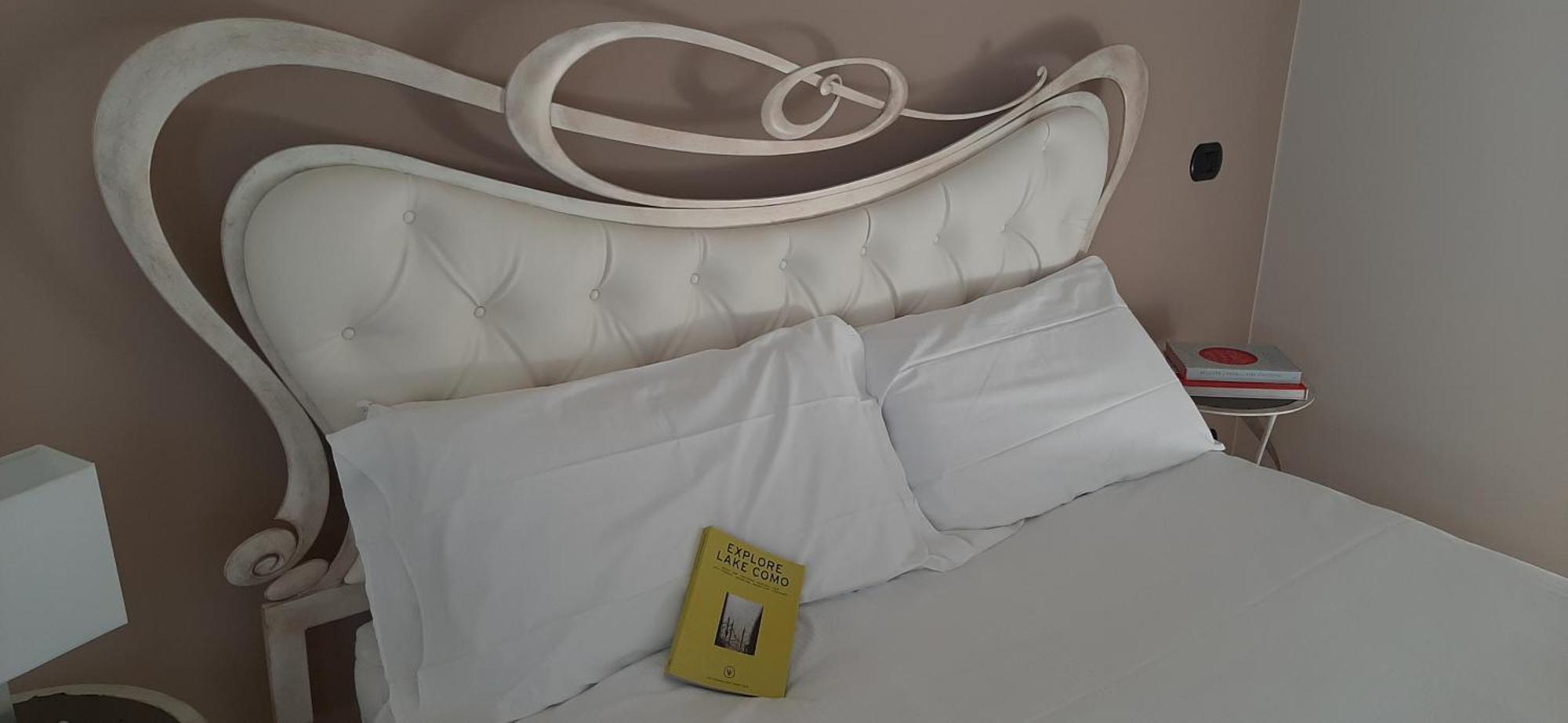 Casale Raffaello B&B Como Albese Con Cassano Extérieur photo