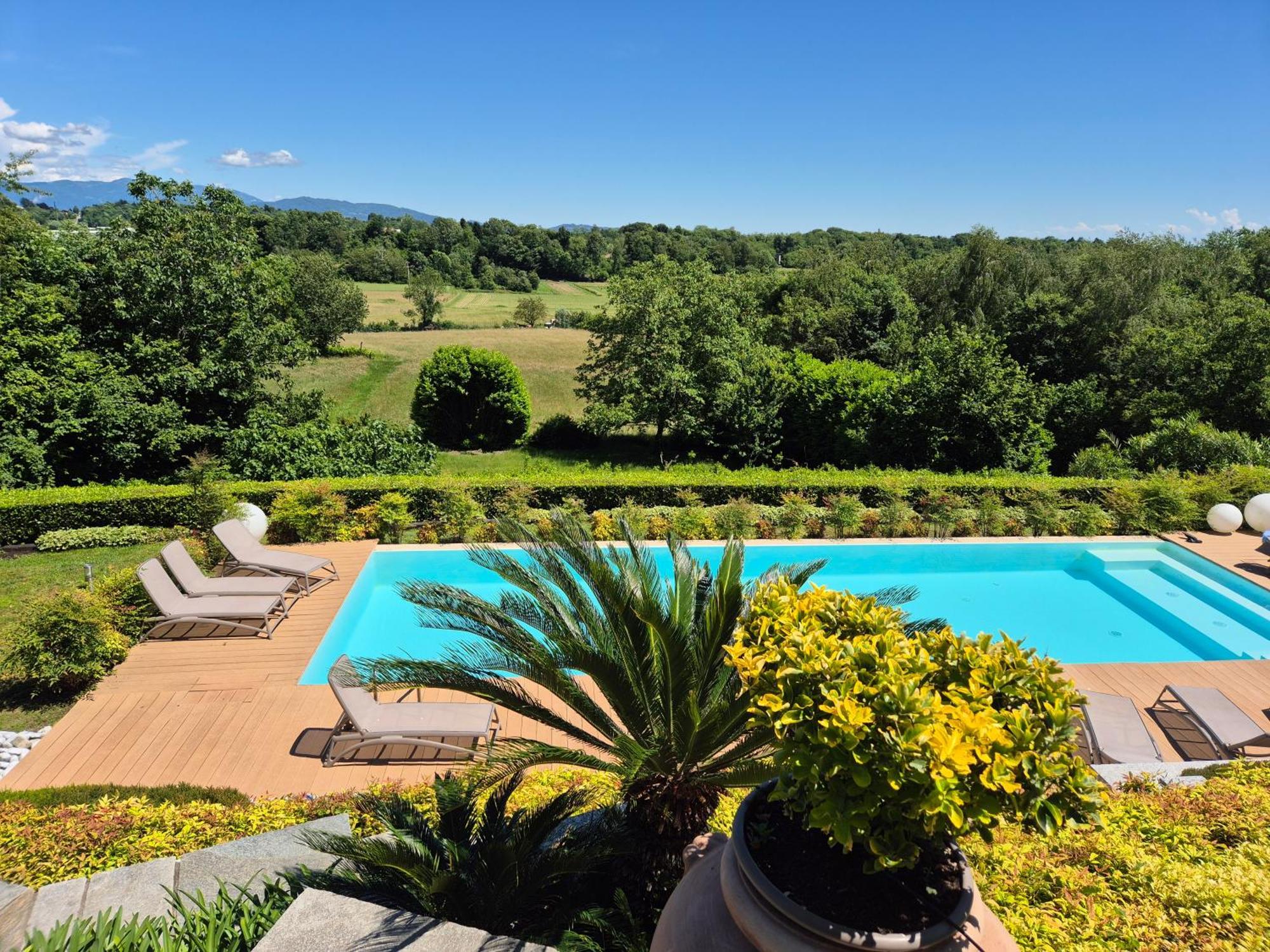 Casale Raffaello B&B Como Albese Con Cassano Extérieur photo