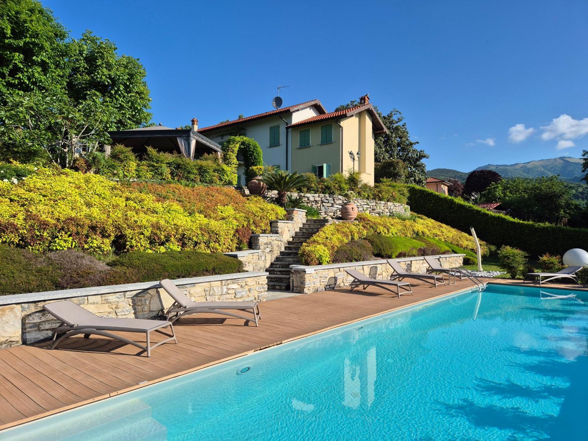 Casale Raffaello B&B Como Albese Con Cassano Extérieur photo